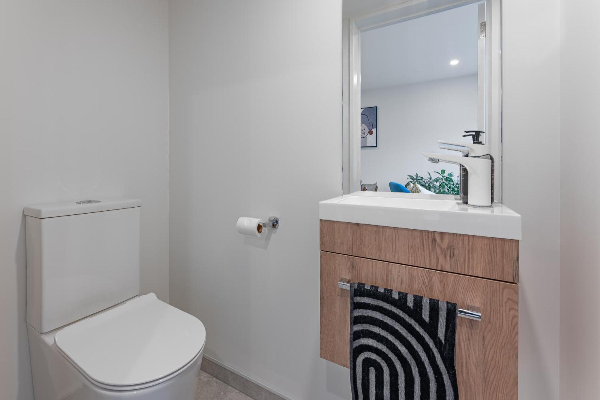 Urban Nest - Entire Townhouse And Free Parking Villa Christchurch Dış mekan fotoğraf