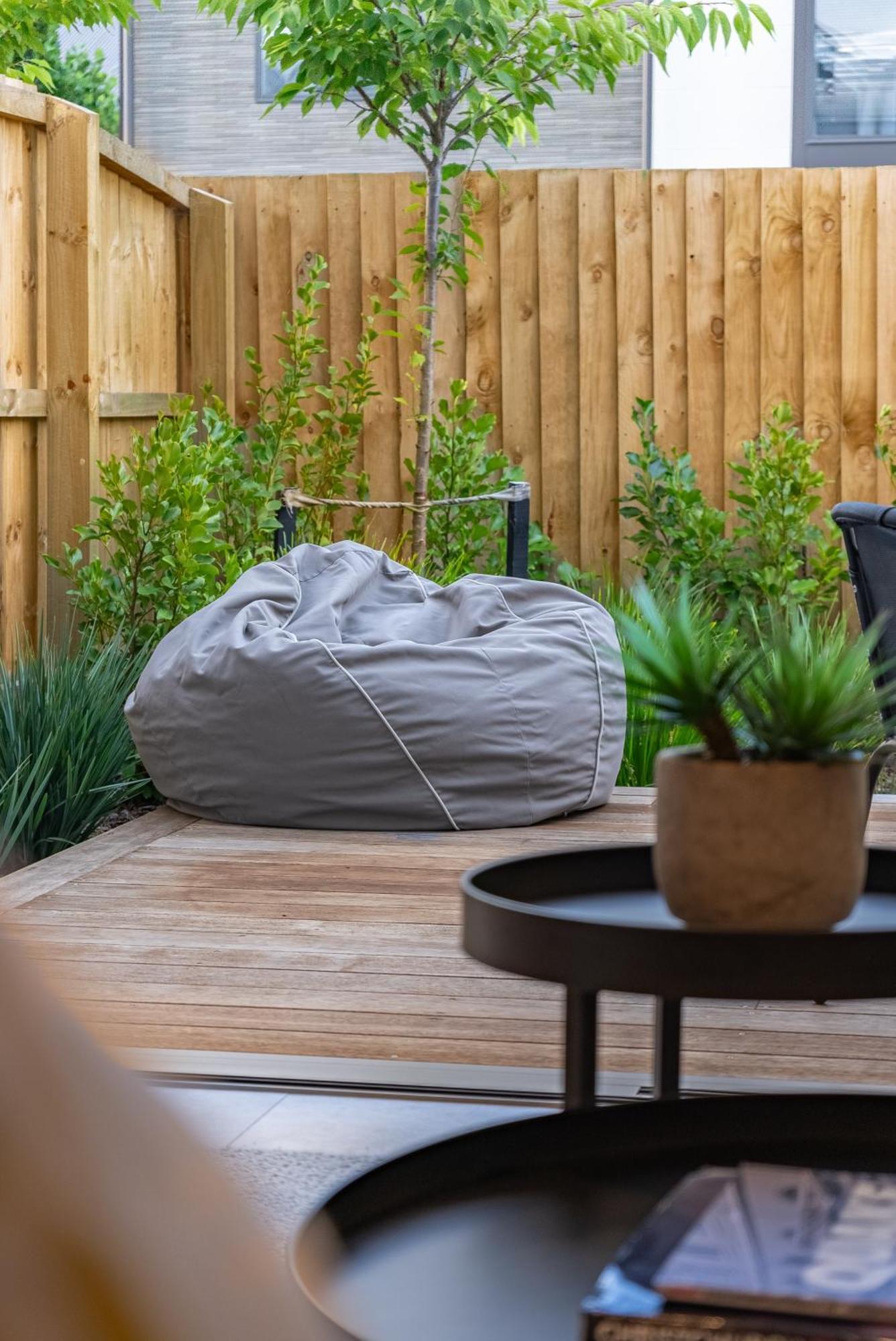Urban Nest - Entire Townhouse And Free Parking Villa Christchurch Dış mekan fotoğraf