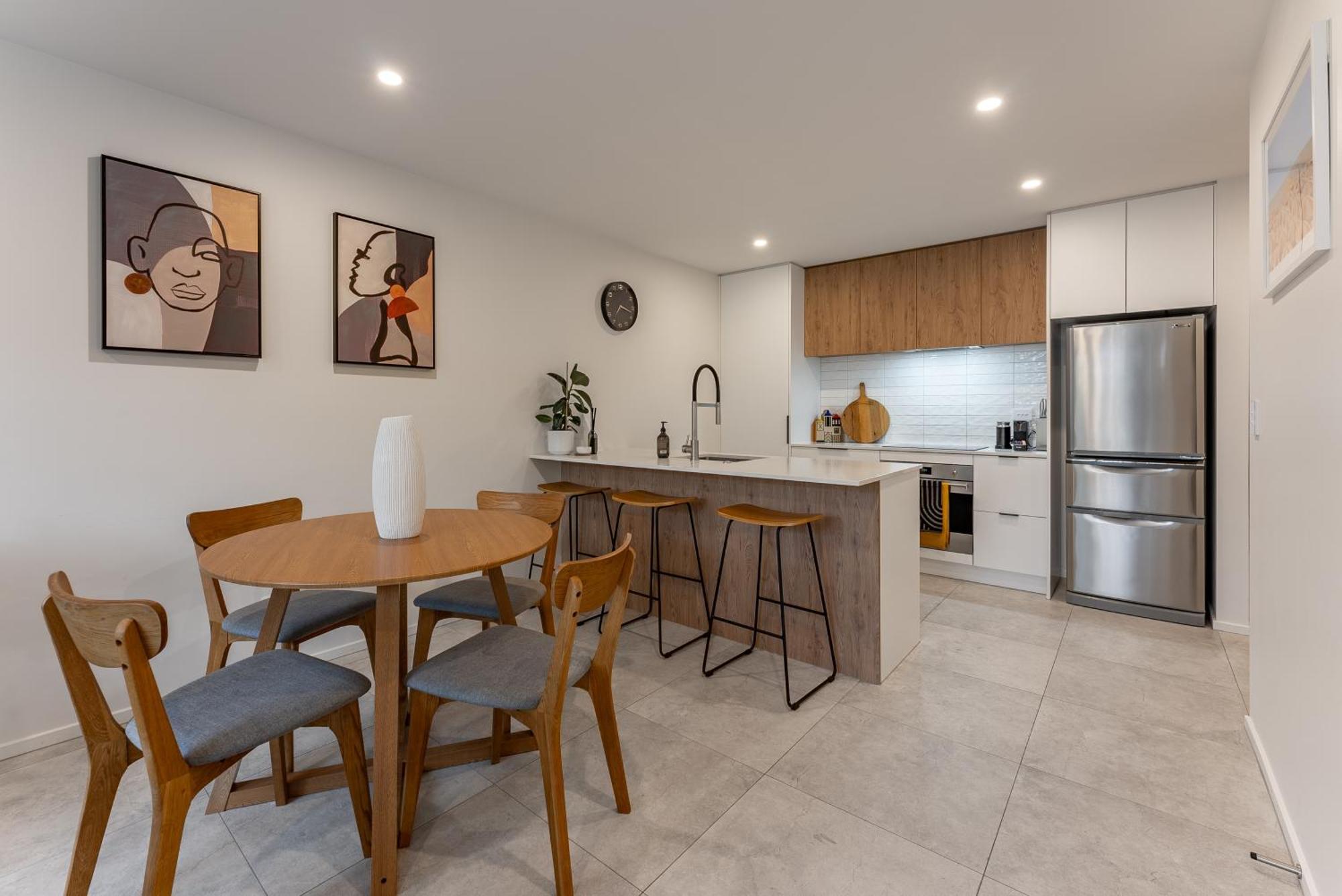 Urban Nest - Entire Townhouse And Free Parking Villa Christchurch Dış mekan fotoğraf